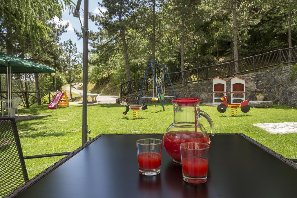 Agriturismo Monte Acuto Umbertide Eksteriør billede